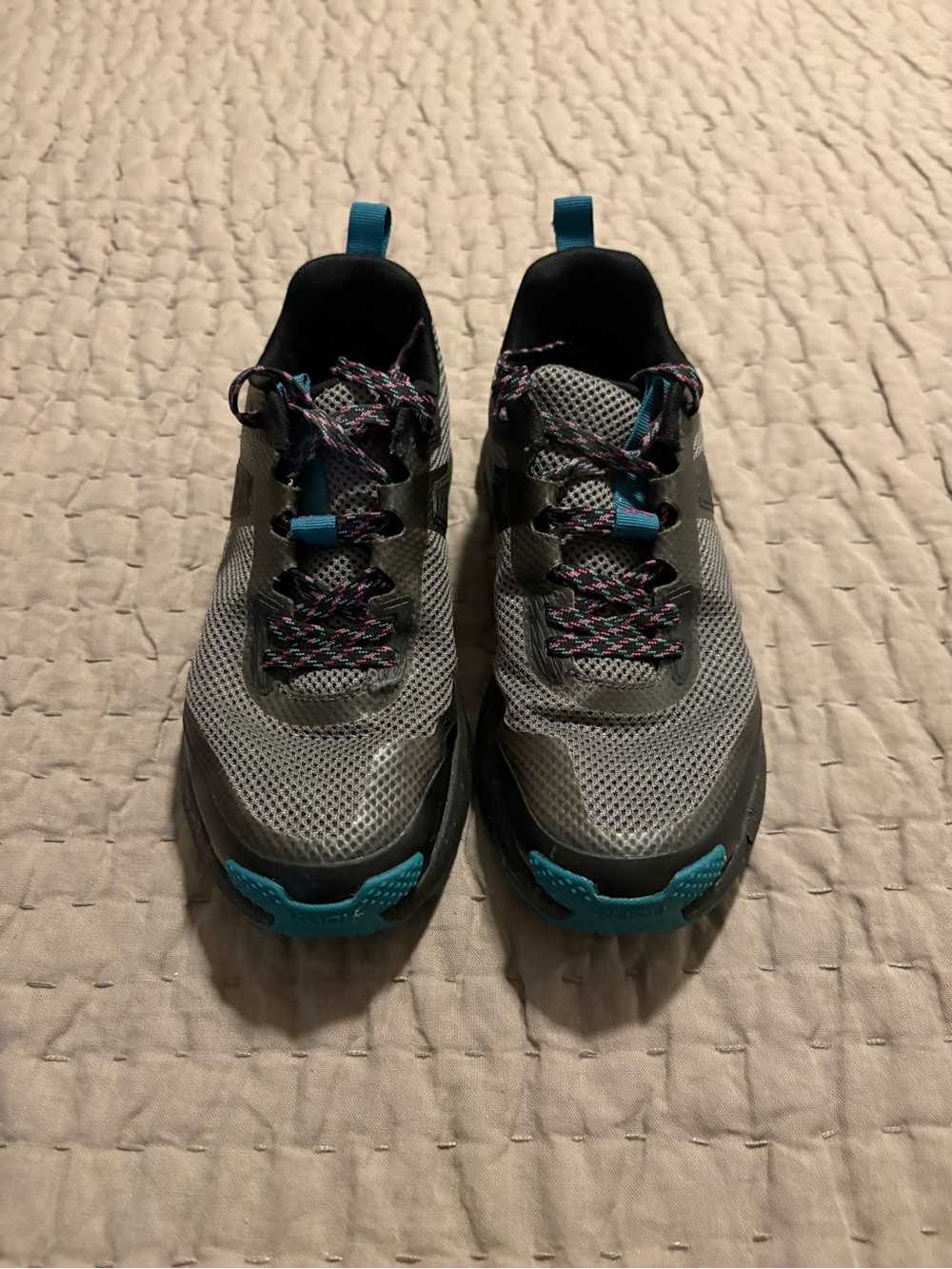 Women’s Gray and Teal Kuru Atom Trail Shoes, size 8
